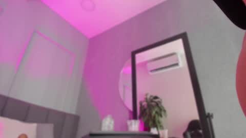 Snapshot of pollybabe_ chatting on 7, 3, 2025 POLLY online show from 7, 3, 2025