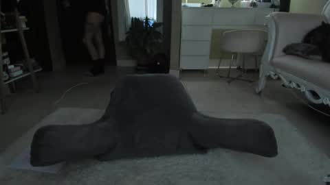  - Help me Reach 100 thumbs up  online show from 10, 12, 2024