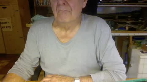 Snapshot of pomme1949 chatting on 2, 12, 2024 pomme1949 online show from 2, 12, 2024