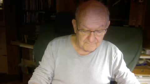 Snapshot of pomme1949 chatting on 27, 12, 2024 pomme1949 online show from 27, 12, 2024