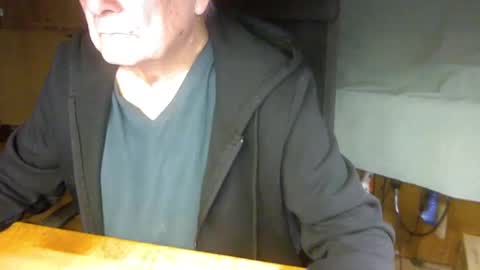 Snapshot of pomme1949 chatting on 5, 2, 2025 pomme1949 online show from 5, 2, 2025