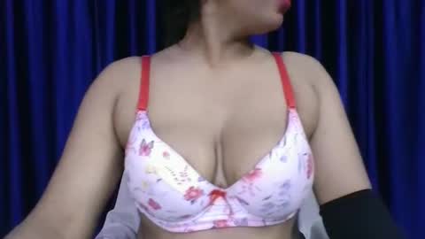 poojalady online show from 14, 2, 2026