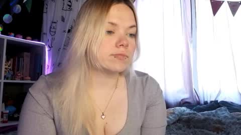 KarenChan online show from 18, 3, 2026