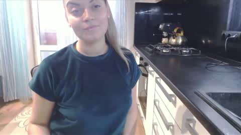 Snapshot of popkornmolli chatting on 10, 11, 2025 popkornmolli online show from 10, 11, 2025