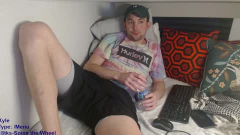 Snapshot of poppunk4life chatting on 30, 1, 2025 Kyle online show from 30, 1, 2025