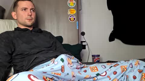 Snapshot of poppunk4life chatting on 6, 10, 2025 Kyle online show from 6, 10, 2025