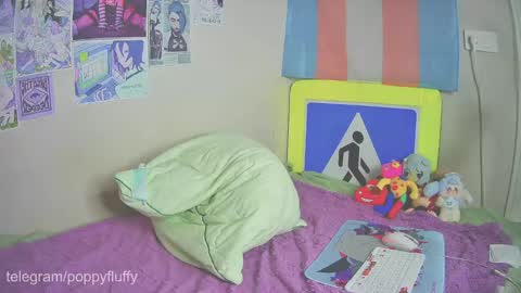 Snapshot of poppyfluffy chatting on 12, 3, 2026 poppyfluffy online show from 12, 3, 2026