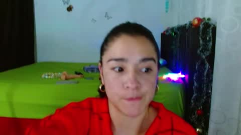 Snapshot of porcelainlux chatting on 27, 12, 2024 porcelainlux online show from 27, 12, 2024