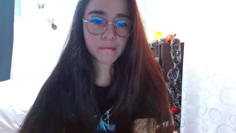 Snapshot of porcelainlux chatting on 30, 12, 2024 porcelainlux online show from 30, 12, 2024