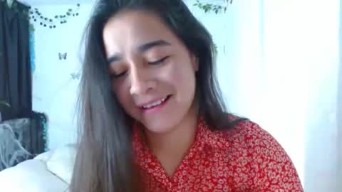 Snapshot of porcelainlux chatting on 5, 10, 2025 porcelainlux online show from 5, 10, 2025