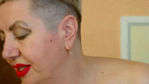 LADY POSH online show from 7, 3, 2025