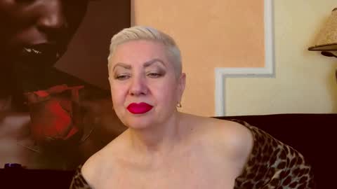 LADY POSH online show from 3, 12, 2025