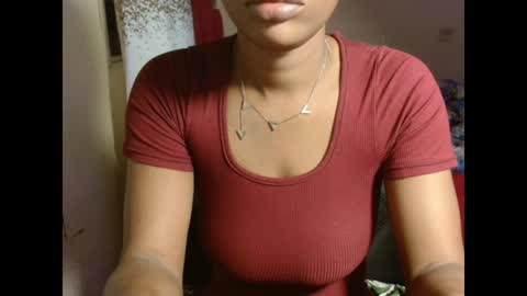 Snapshot of posh_studio1 chatting on 7, 7, 2026 luna online show from 7, 7, 2026