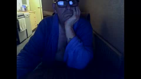 Snapshot of poshman65 chatting on 9, 5, 2026 poshman65 online show from 9, 5, 2026