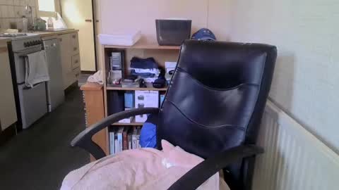 Snapshot of poshman65 chatting on 4, 7, 2026 poshman65 online show from 4, 7, 2026