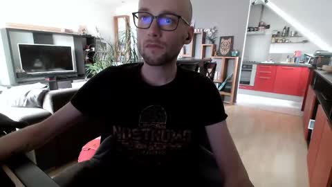 Snapshot of poutoublou002 chatting on 14, 3, 2026 Blou online show from 14, 3, 2026