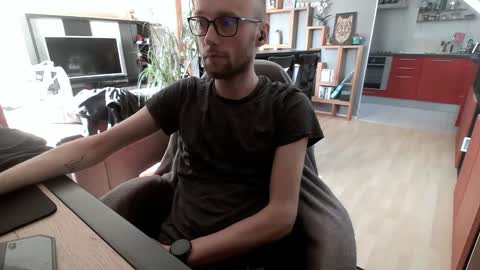 Snapshot of poutoublou002 chatting on 21, 3, 2026 Blou online show from 21, 3, 2026