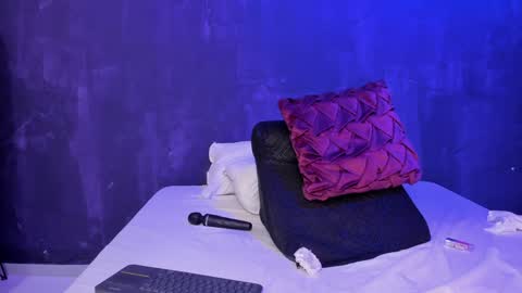 Powder  online show from 4, 2, 2025