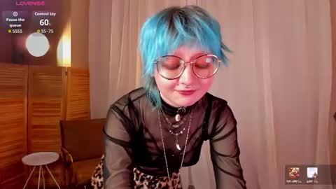 Snapshot of powderofgun chatting on 26, 6, 2026 powderofgun online show from 26, 6, 2026