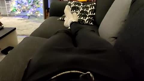 Snapshot of precummilker chatting on 19, 12, 2025 precummilker online show from 19, 12, 2025