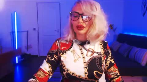 Victoria online show from 11, 12, 2024