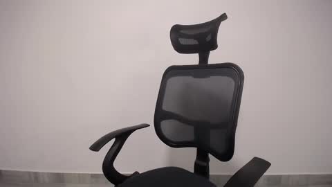 Plux online show from 9, 2, 2025