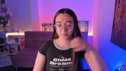 Camila  online show from 30, 4, 2026