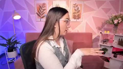 Camila  online show from 22, 7, 2026