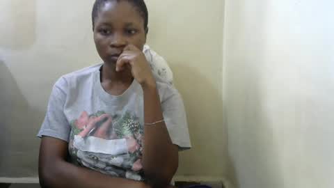 Snapshot of prettie_tesh chatting on 2, 2, 2025 prettie_tesh online show from 2, 2, 2025