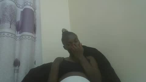 Snapshot of prettiest_doll chatting on 18, 12, 2025 prettiest_doll online show from 18, 12, 2025