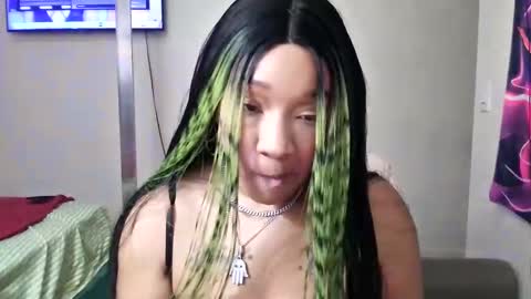 Yasmine pretty online show from 16, 11, 2025