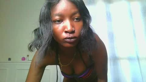 pretty__lisa online show from 19, 5, 2026
