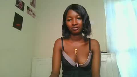 Snapshot of pretty__lisa chatting on 5, 6, 2026 pretty__lisa online show from 5, 6, 2026