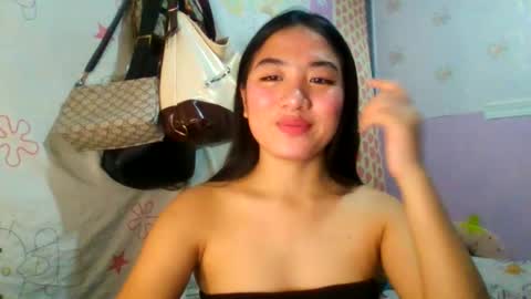 pretty_am online show from 12, 11, 2025