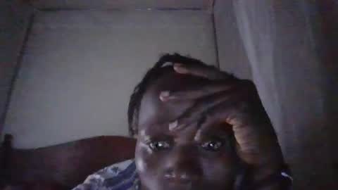 pretty_betty_ online show from 12, 3, 2025