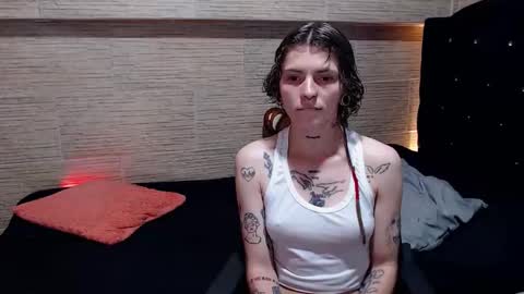 pretty_cristal22 online show from 5, 12, 2025