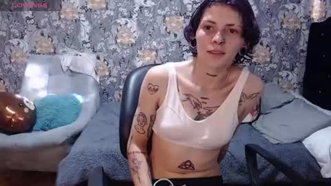 pretty_cristal22 online show from 25, 6, 2026