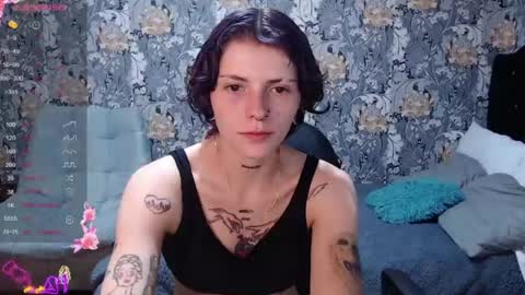 pretty_cristal22 online show from 28, 6, 2026