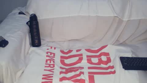 Snapshot of pretty_dollx01 chatting on 18, 3, 2026 Pretty dollx01 online show from 18, 3, 2026