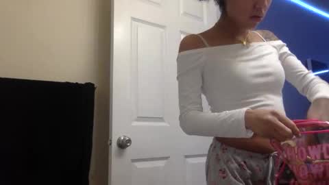 pretty_girl828687 online show from 6, 1, 2026