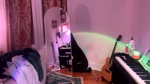 Sophie  online show from 16, 12, 2024