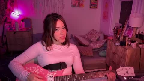 Sophie  online show from 16, 9, 2025