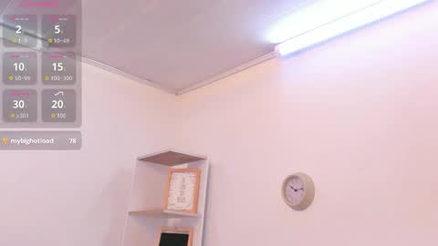 Snapshot of pretty_johnson_ chatting on 20, 11, 2025 pretty online show from 20, 11, 2025