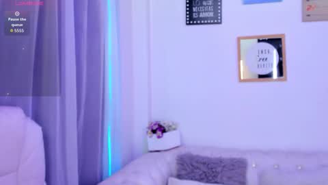 Snapshot of pretty_johnson_ chatting on 22, 12, 2025 pretty online show from 22, 12, 2025