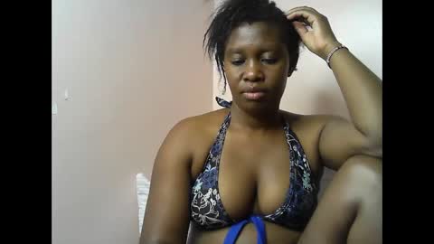 pretty_kylah online show from 28, 11, 2025