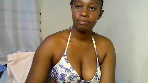 pretty_kylah online show from 24, 6, 2026
