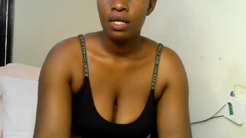 pretty_kylah online show from 28, 6, 2026