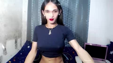 Snapshot of pretty_lady_kitty chatting on 10, 11, 2025 pretty_lady_kitty online show from 10, 11, 2025