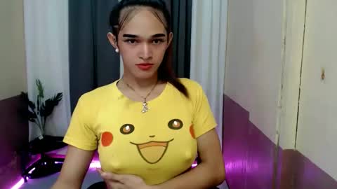 Snapshot of pretty_lady_kitty chatting on 9, 4, 2026 pretty_lady_kitty online show from 9, 4, 2026