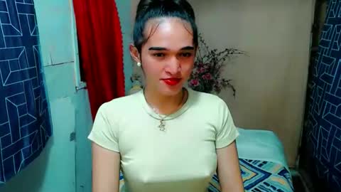 Snapshot of pretty_lady_kitty chatting on 9, 5, 2026 pretty_lady_kitty online show from 9, 5, 2026